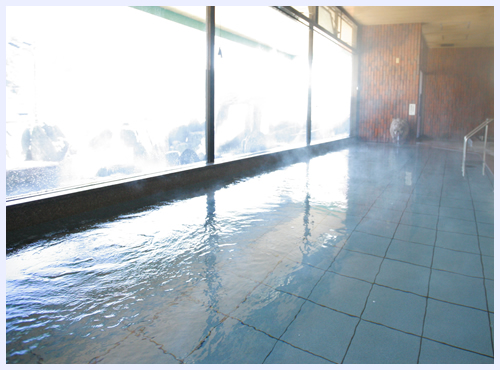 四温の屋内風呂